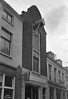 Bovendeel voorgevel - Zierikzee - 20222685 - RCE -  bovendeel voorgevel 