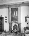 Interieur schouw in rechter voorkamer. - Aardenburg - 20003813 - RCE -  interieur schouw in rechter voorkamer. 