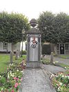 20120728 pomp Sint Anna ter Muiden2 -  The water pump of Sint Anna ter Muiden in the Netherlands, with the coat of arms of the former city and 