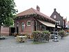 Sluis Kaai 32 Voormalig Douanekantoor.JPG -  Douanekantoor, gebouwd rond 1900 in overgangsarchitectuur en gelegen aan de kop van het Kanaal van Brugge naar Sluis. 