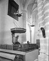 Interieur dwarsschip naar het zuid-oosten - Tholen - 20208185 - RCE -  Nederlands Hervormde Kerk: interieur dwarsschip naar het zuid-oosten 