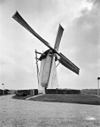 Overzicht windmolen, grondzeiler - Biggekerke - 20352683 - RCE -  Brassers Molen: Overzicht windmolen, grondzeiler (opmerking: Gefotografeerd voor Monumenten In Nederland Zeeland) 