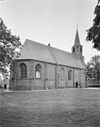 Overzicht noordoostgevel - Gapinge - 20352646 - RCE -  Nederlands Hervormde Kerk: Overzicht noordoostgevel (opmerking: Gefotografeerd voor Monumenten In Nederland Zeeland, bladzijde 101) 