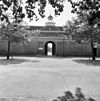Voorgevel oranjerie - Oostkapelle - 20175533 - RCE -  Buitenplaats Westhove: voorgevel oranjerie 