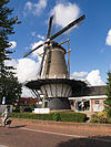 Vlissingen-molen De Pere-ro3216 - Rijksmonumenten Molen De Pere in Oost-Souburg dateert uit 1725, gemeente Vlissingen. 