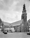Overzicht noordwestgevel met kerktoren - Vlissingen - 20352724 - RCE -  Hervormde Jacobskerk: Overzicht noordwestgevel met kerktoren (opmerking: Gefotografeerd voor Monumenten In Nederland Zeeland, bladzijde 254) 