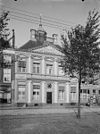 Overzicht voorgevel en uitzichttorentje - Vlissingen - 20244003 - RCE -  Voorgevel: Overzicht voorgevel en uitzichttorentje (opmerking: In: Buiten ; 10(1916), nr. 22, p. 258) 