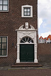 Vlissingen-Breewaterstraat 14-ro130426 - Rijksmonumenten Poortomlijsting van Breewaterstraat 14, Vlissingen. 
