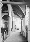 Interieur naar het noord-oosten - Poortugaal - 20182792 - RCE -  Nederlands Hervormde Kerk: interieur naar het noord-oosten 