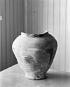 Gereconstrueerde pot van gevonden scherven - Heenvliet - 20105205 - RCE -  gereconstrueerde pot van gevonden scherven 
