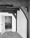 Doorzicht 1e etage - Heenvliet - 20105046 - RCE -  Ambachtshuis: doorzicht 1e etage 