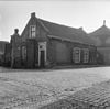 Hoekpand Toldam-Stationsweg. Huisje zonder verdieping