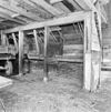 INT. PAARDENSTAL ACHTER IN DE SCHUUR - Zuidland - 20314700 - RCE -  Boerderij VEE EN BOUWLUST: INT. PAARDENSTAL ACHTER IN DE SCHUUR 