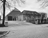 Voorgevel met schuur - Mijnsheerenland - 20159308 - RCE -  voorgevel met schuur 