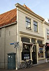 Gepleisterde lijstgevel