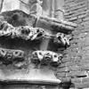Detail van de oostgevel- kapiteel vieringpijler - Brielle - 20042670 - RCE -  Grote kerk of Catharijnekerk: Detail van de oostgevel: kapiteel vieringpijler 