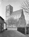 De Catharijnekerk, gezien vanuit het zuidoosten - Brielle - 20042689 - RCE -  Grote kerk of Catharijnekerk: De Catharijnekerk, gezien vanuit het zuidoosten 