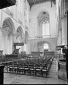 Interieur- middenschip naar het westen - Brielle - 20042660 - RCE -  Grote kerk of Catharijnekerk: Interieur: middenschip naar het westen 