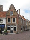 Brielle, monumentaal pand Wellerondom 8 foto2 2011-06-26 14.07.JPG -  Brielle, monumental house Wellerondom 8  Brielle, monumental huis aan de Wellerondom 8 