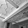 Interieur- het vroeg-17de-eeuwse stucplafond op de verdieping, na de restauratie - Brielle - 20042544 - RCE -  Kantongerecht: Interieur: het vroeg-17de-eeuwse stucplafond op de verdieping, na de restauratie 