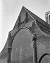 Bovenste deel van de oostgevel - Brielle - 20042703 - RCE -  Grote kerk of Catharijnekerk: Bovenste deel van de oostgevel 