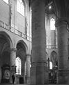 Delft; Nieuwe kerk c -  Koor gezien uit het transept 