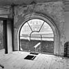 Het vervallen interieur van de voormalige synagoge te Delft - Delft - 20050099 - RCE -  Voormalige synagoge: Het vervallen interieur van de voormalige synagoge te Delft 