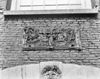Gevelsteen - Delft - 20049162 - RCE -  Arsenaal = Armamentarium: gevelsteen 