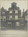Voorgevel - Delft - 20325616 - RCE -  Winkel: Voorgevel (opmerking: Stempel: H.J. Kouwenberg Photograaf Oudedelft 172 Delft) 