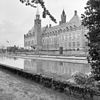 Rechter zijgevel - 's-Gravenhage - 20084990 - RCE -  Vredespaleis: rechter zijgevel 