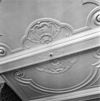 Interieur plafond begane grond achterkamer - 's-Gravenhage - 20089469 - RCE -  interieur plafond begane grond achterkamer 