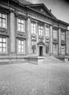 Middengedeelte voorgevel Mauritshuis - 's-Gravenhage - 20087041 - RCE -  Mauritshuis: Middengedeelte voorgevel Mauritshuis 