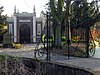 Joodse begraafplaats met metaheerhuisje, Dordrecht.JPG -  ×Ö²× Ö´×™ ×Ö¸×žÖ´×™×ª ×•Ö·×Ö²×—Ö·×™Ö¶Ö¼×” 