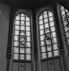 Glas in loodvenster in het bovendeel van het koor - Gouda - 20081854 - RCE -  Sint Janskerk: glas in loodvenster in het bovendeel van het koor 