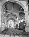 Buitenste noord zijbeuk naar het oosten - Gouda - 20081767 - RCE -  Sint Janskerk: buitenste noord zijbeuk naar het oosten 