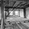 Interieur vloerbalklaag 2e verdieping met standvink constructie - Gouda - 20081634 - RCE -  v.m. Doelen: interieur vloerbalklaag 2e verdieping met standvink constructie 