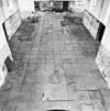 Interieur overzicht zerkenvloer - Hendrik-Ido-Ambacht - 20108485 - RCE -  N.H.Kerk: interieur overzicht zerkenvloer 