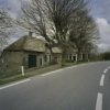 Overzicht voorgevel vanaf de dijk