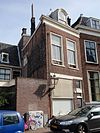 Leiden Langebrug 8 - schuiner.JPG - Foto uit Leiden tijdens rijksmonumentendag 2010. 