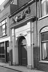 Poort Doelensteeg 7 - Leiden - 20135047 - RCE -  Hofje van Hoogeveen: poort Doelensteeg 7 