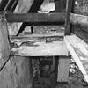 Interieur, Moerbalk boven de trap naar de zolder in het oostelijk deel van de noordelijke vleugel - Leiden - 20135283 - RCE -  St.Cecilia gasthuis: interieur, Moerbalk boven de trap naar de zolder in het oostelijk deel van de noordelijke vleugel 