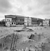 Overzicht achterzijde met bouwterrein - Leiden - 20348978 - RCE -  Kamerlingh Onnes laboratorium: Overzicht achterzijde met bouwterrein (opmerking: Kanjerproject) 