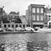 Voorgevel - Leiden - 20135587 - RCE -  voorgevel. Rechts: Foto Holvast 