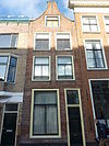Pand met tuitgevel