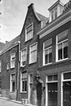Pand met tuitgevel
