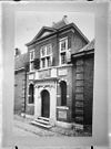 Poortgebouw, voor- en achterzijde - Leiden - 20135074 - RCE -  Jean Pesijnshofje: poortgebouw, voor- en achterzijde (opmerking: Fotonummer 1773) 