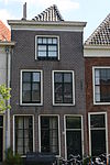 Pand met eenvoudige lijstgevel