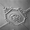 INTERIEUR, EERSTE VERDIEPING, OVERZICHT, STUCPLAFOND, DETAIL - Sommelsdijk - 20282824 - RCE -  INTERIEUR, EERSTE VERDIEPING, OVERZICHT, STUCPLAFOND, DETAIL 