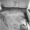 Interieur funderingen kolommen schip - Sommelsdijk - 20202670 - RCE -  Nederlands Hervormde Kerk: interieur funderingen kolommen schip 