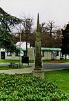 Obelisk Abspoel -  Het enig overgebleven restant van het verdwenen kasteel Abspoel te Oegstgeest. 